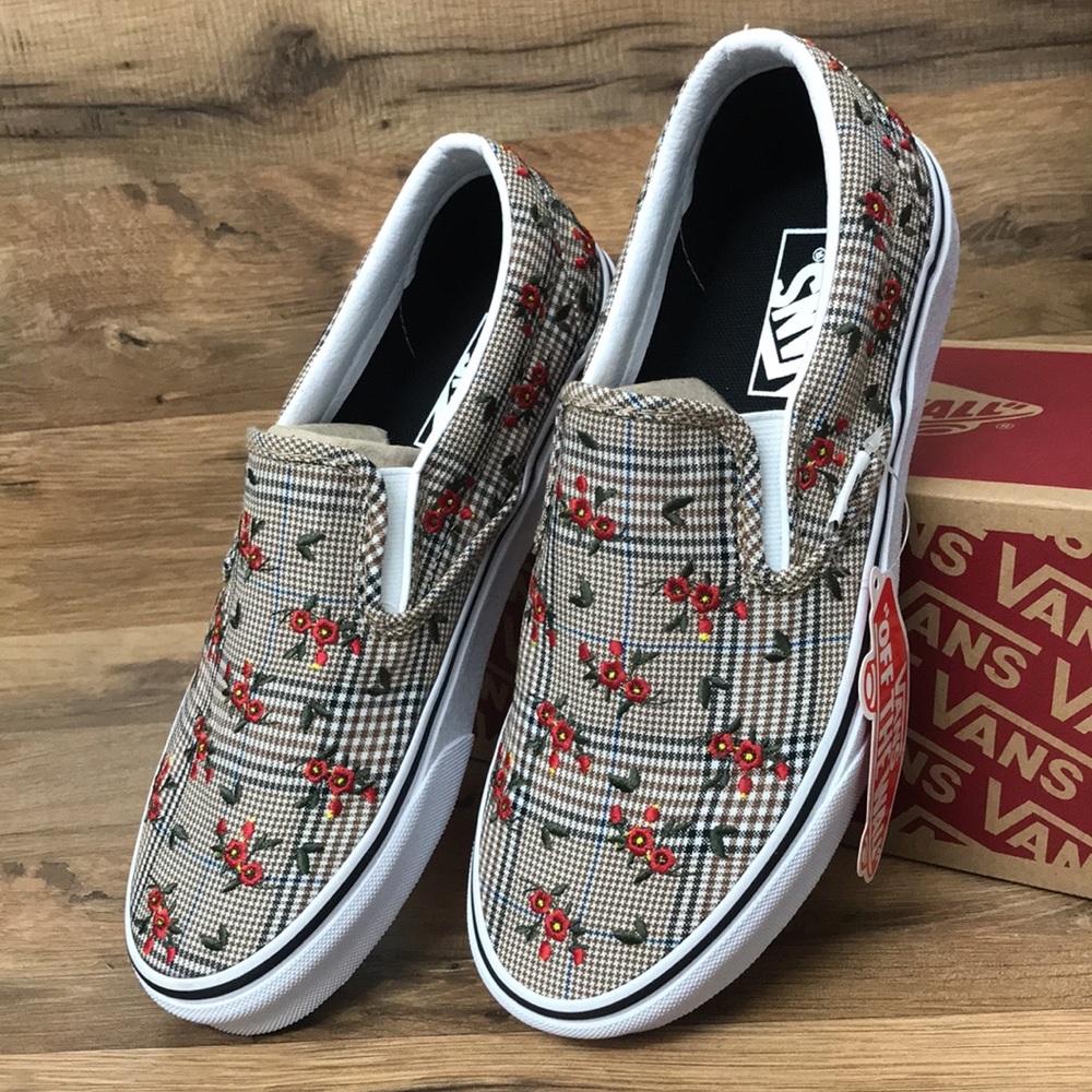 VANS CLASSIC SLIP ON BRAND NEW - Picture 15 of 16